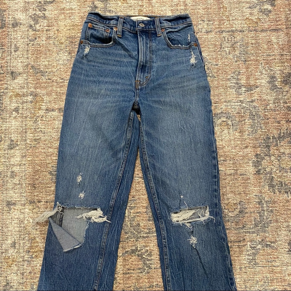 90s ULTRA HIGH RISE JEANS - Picture 5 of 9